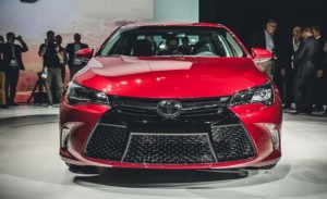 2015-toyota-camry-photos-and-info-news-car-and-driver-photo-589215-s-450x274