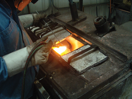 all cylinder head welding is done with an acetylene torch, cast iron rod, and cast iron welding flux. the oven allows the head to maintain its temperature throughout the welding process, resulting in a far more precise repair.