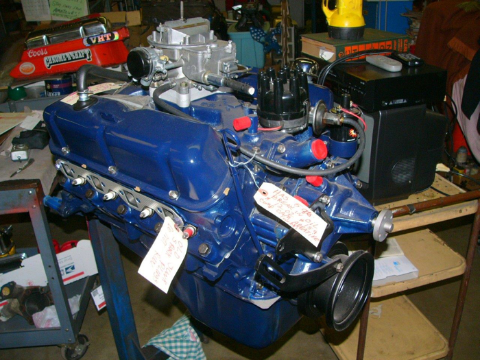 A pure 289 Ford/Merc 200 hp engine.