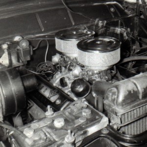 These two photos show a ‘55 272 Y-block that received Hohls motor magic. He equipped it with a pair of four-barrel carbs. He later installed a McCullough blower and it was a great racer.
