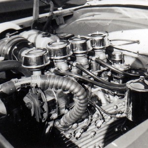 This was the ‘53 Flathead upon which Hohl installed three two-barrel carbs. It might look like there are four carbs, but the front carb is actually the oil-filler cap.