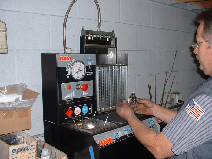 Arce offers multiple services including injector rebuilding.