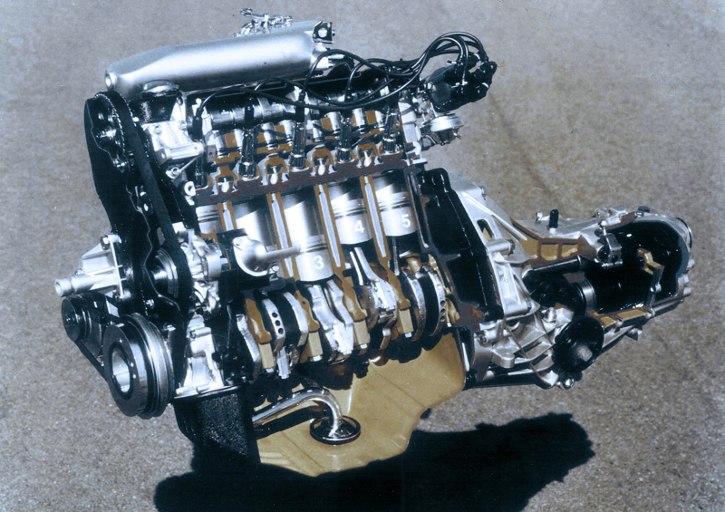 1976: World premiere of the first Audi five-cylinder petrol engine